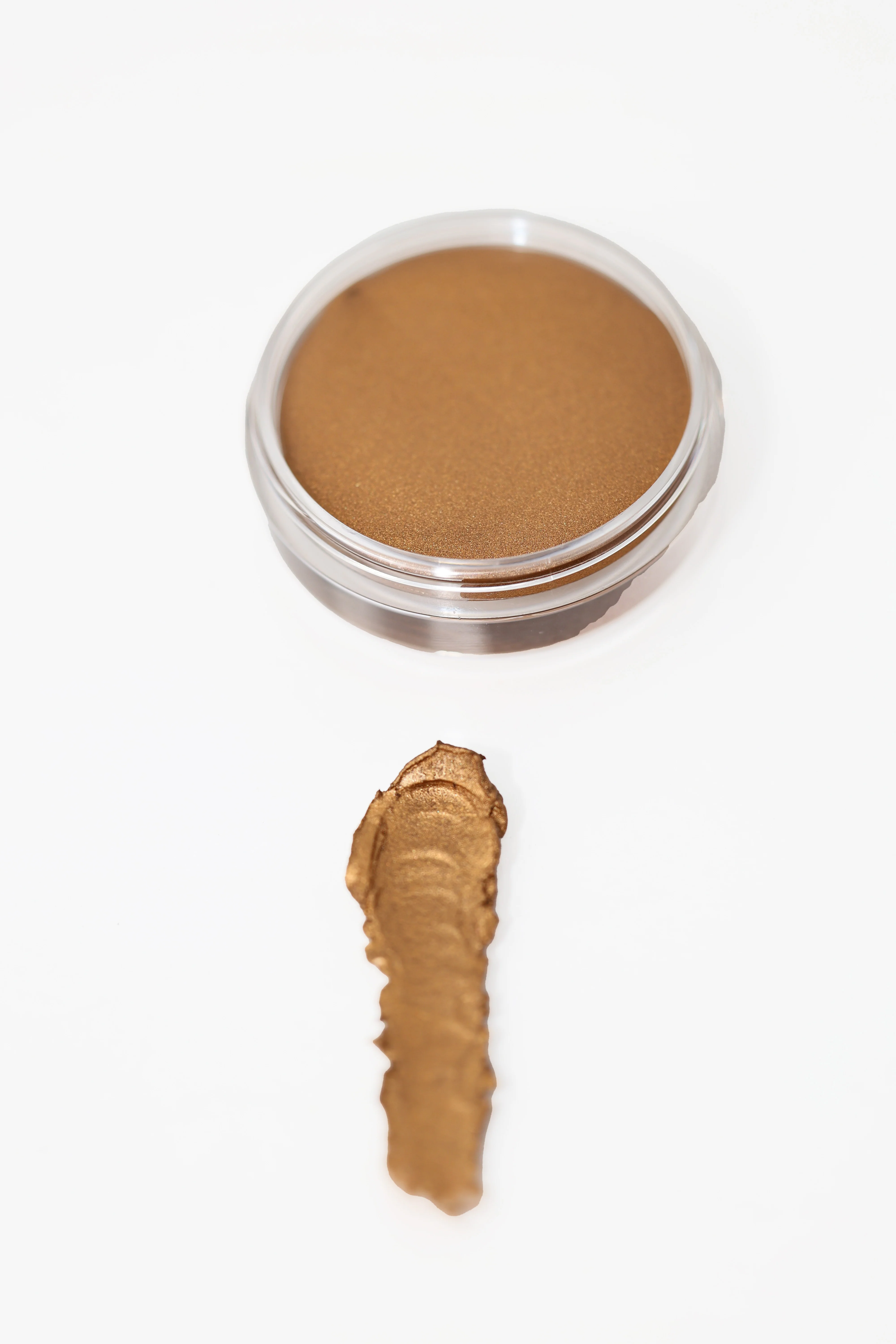 Summer Lights Illuminating Balm - Image 10